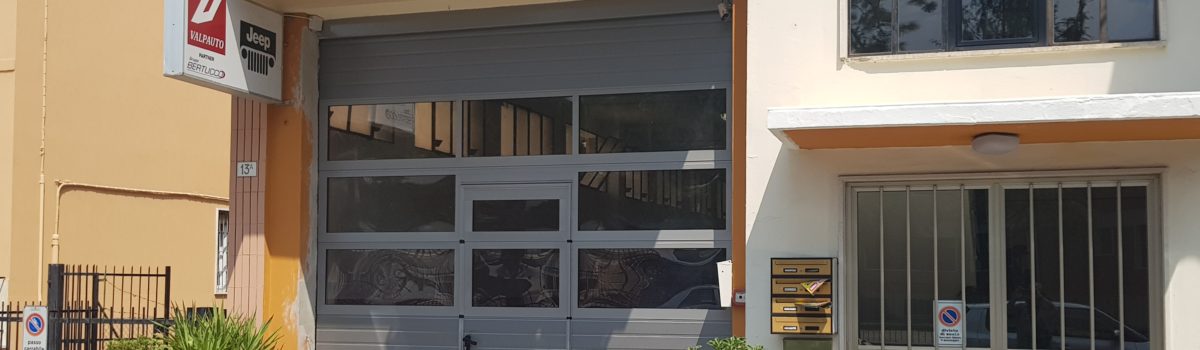 Sezionale panoramic con passo pedonale – Concessionario Auto Verona